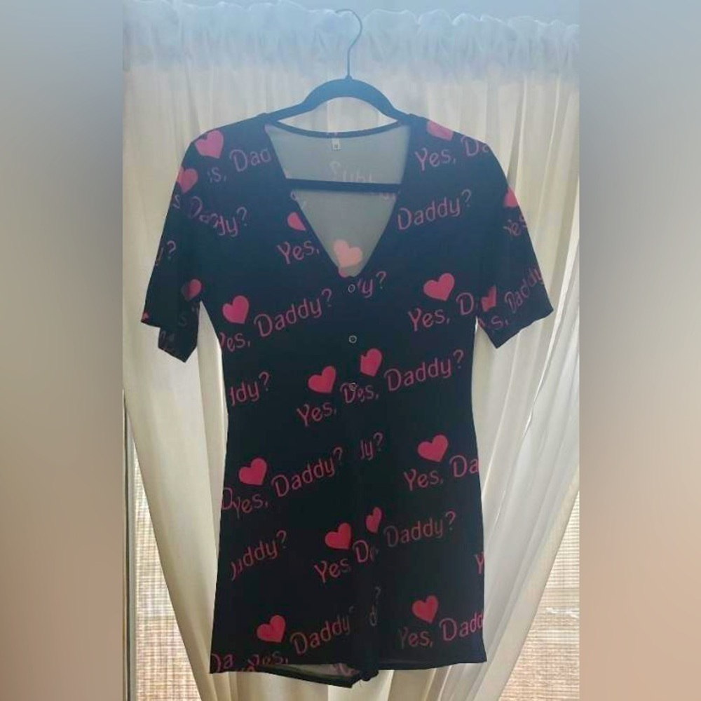 NWOT “Yes, Daddy?” Body-con black/pink Pajama romper